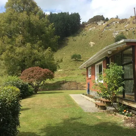 Hill Top View Farm Stay Uruti Exterior photo